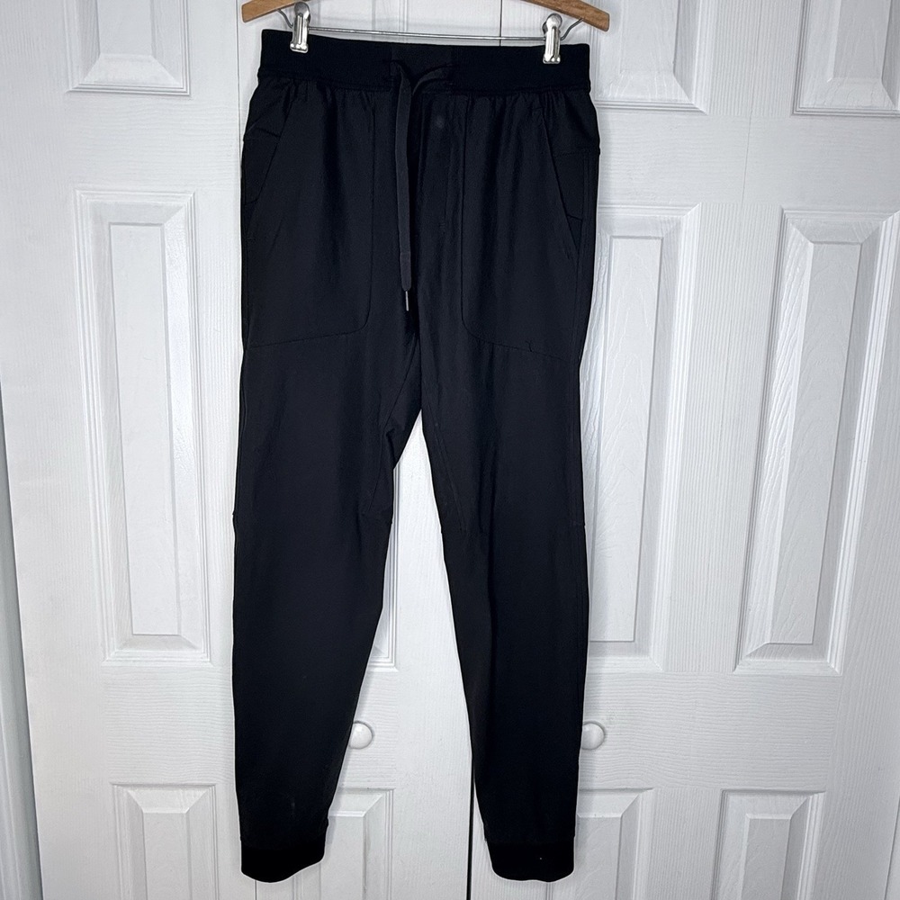 Lululemon ABC Jogger Shorter 25" *Warpstreme Black Sz Small‎ EUC